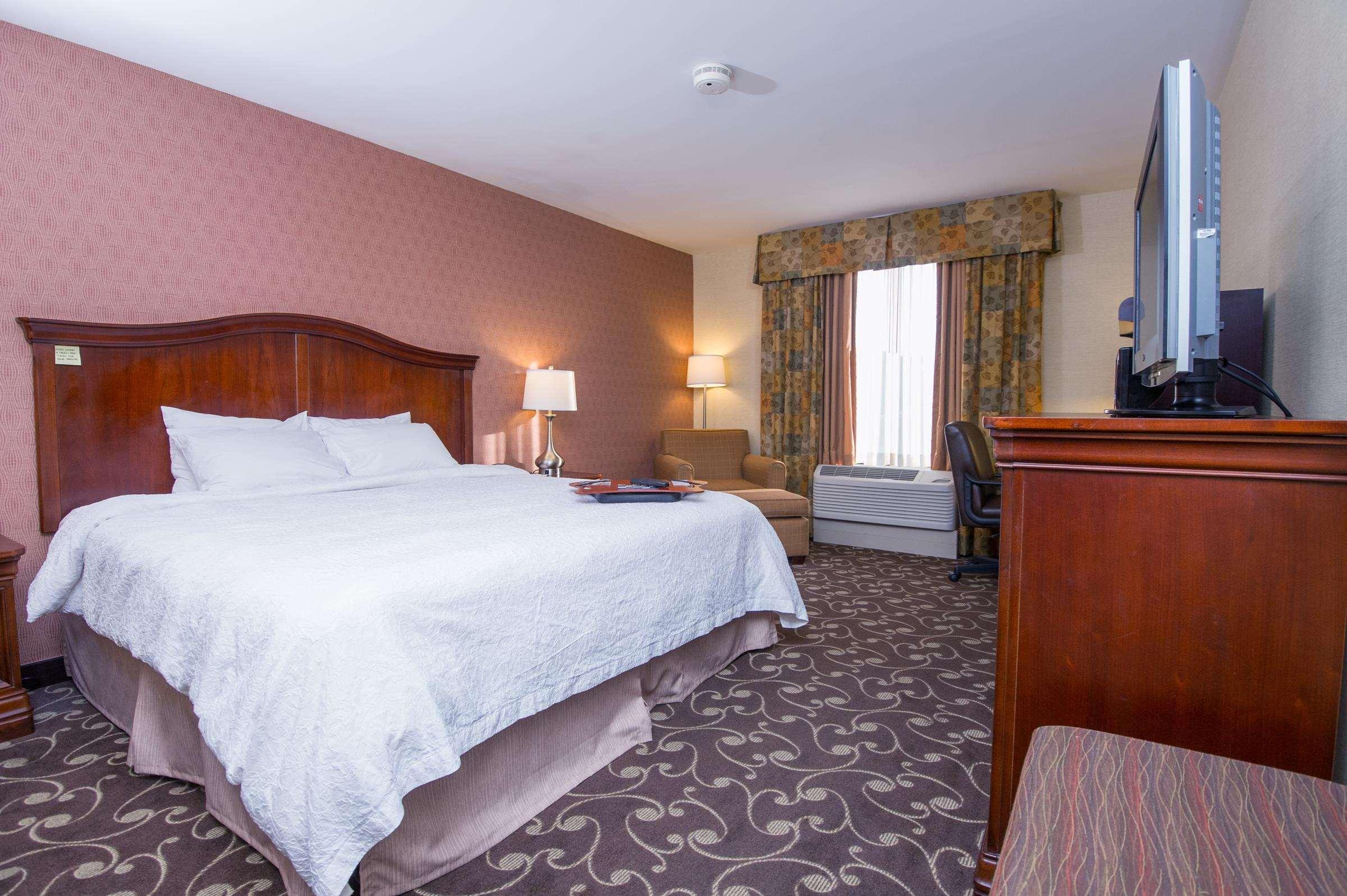Hampton By Hilton Brattleboro Hotel Luaran gambar