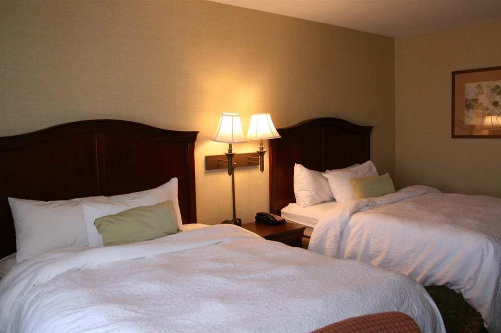 Hampton By Hilton Brattleboro Hotel Bilik gambar