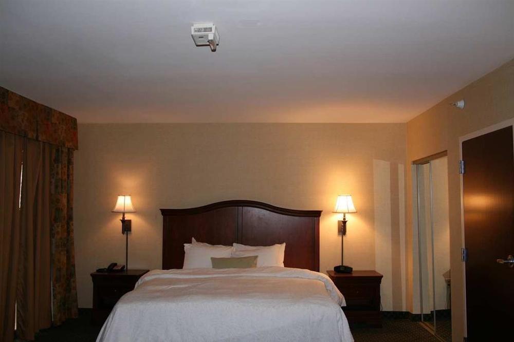 Hampton By Hilton Brattleboro Hotel Bilik gambar