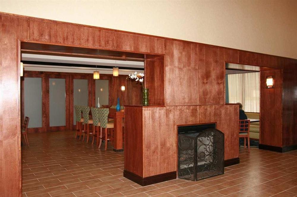 Hampton By Hilton Brattleboro Hotel Dalaman gambar