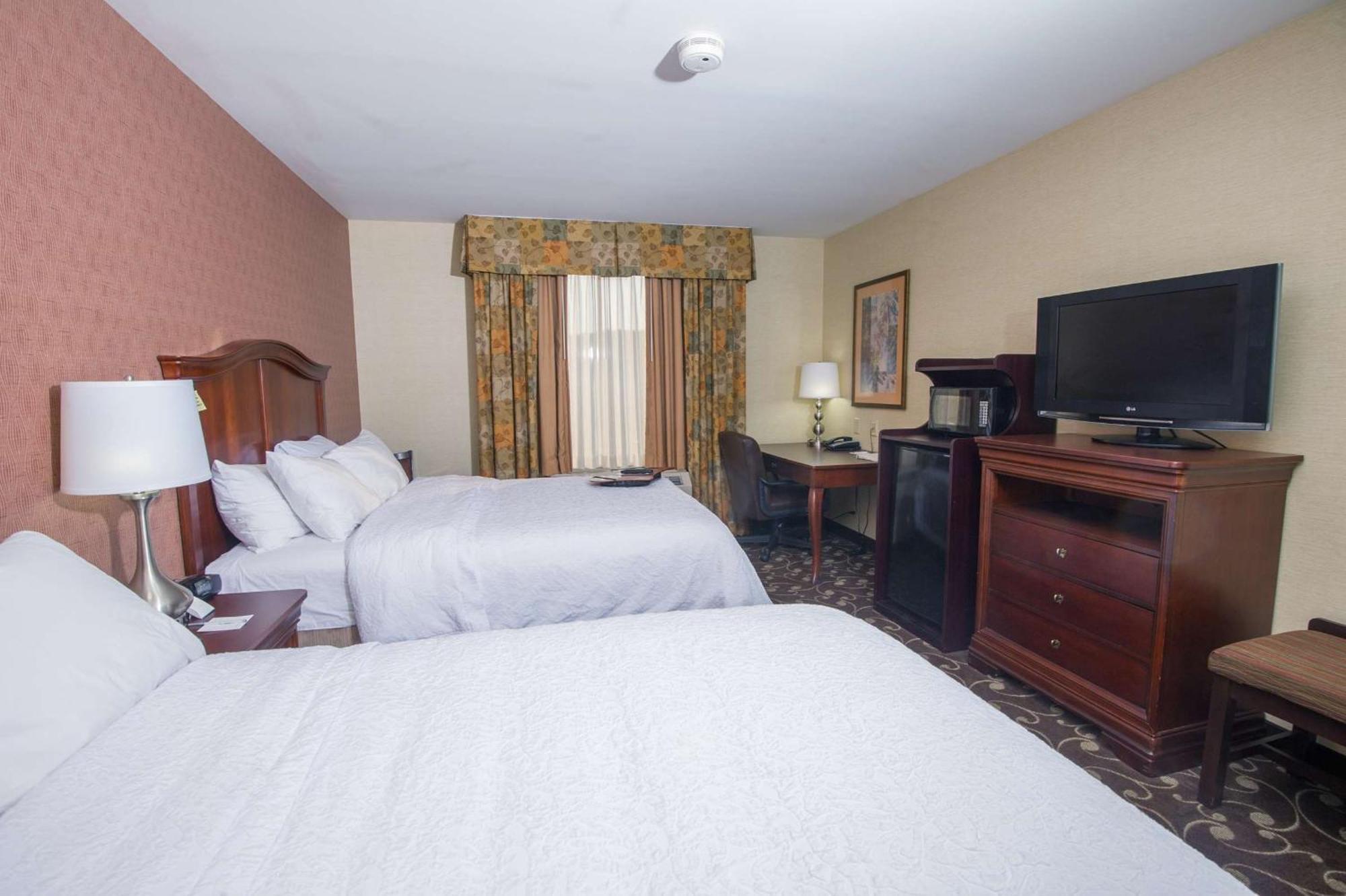 Hampton By Hilton Brattleboro Hotel Luaran gambar